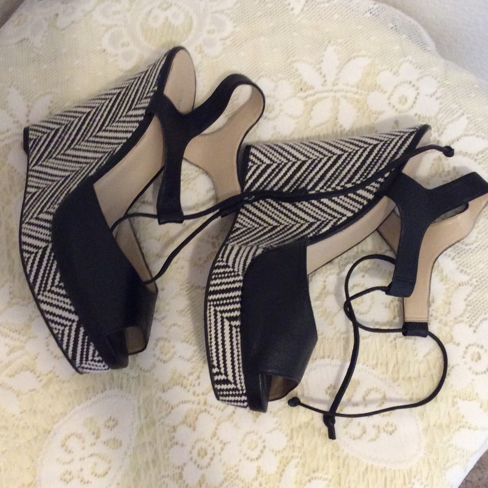 Nine West Black and White Chevron Wedge Sandals - Picture 5 of 8